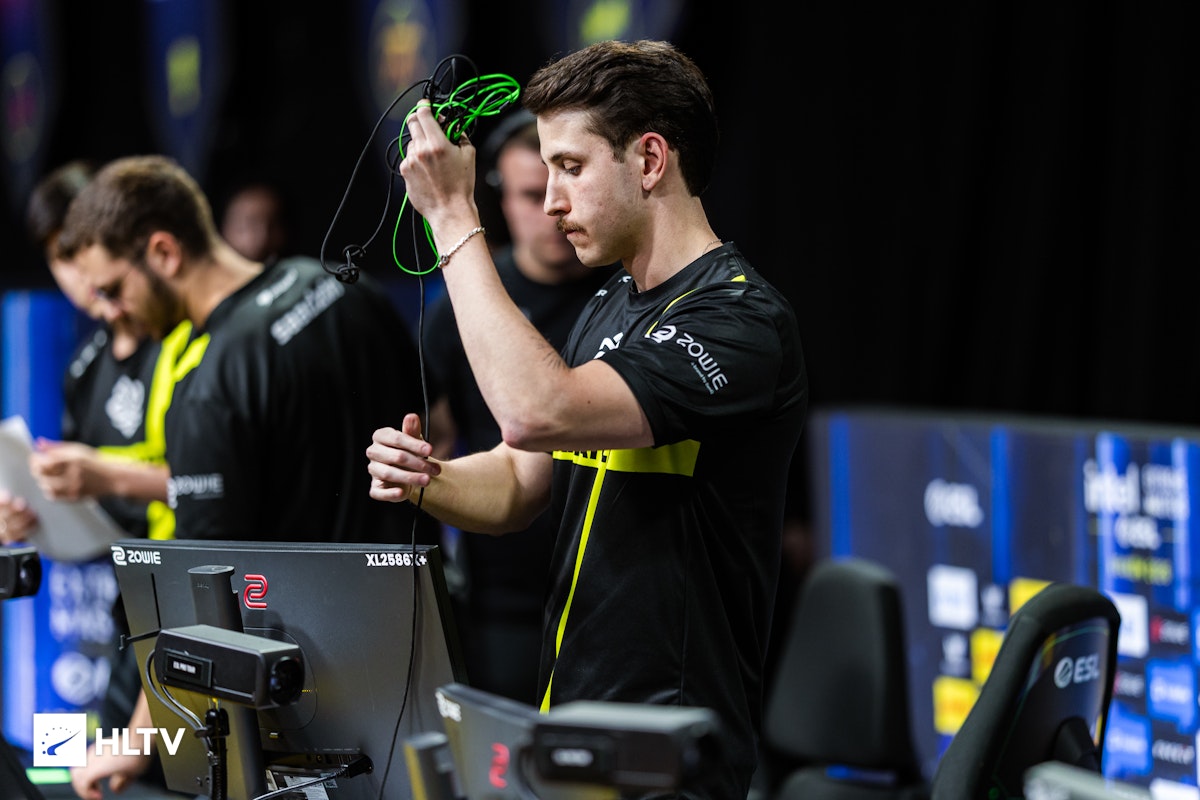 爆料：Legacy将下放队内指挥lux