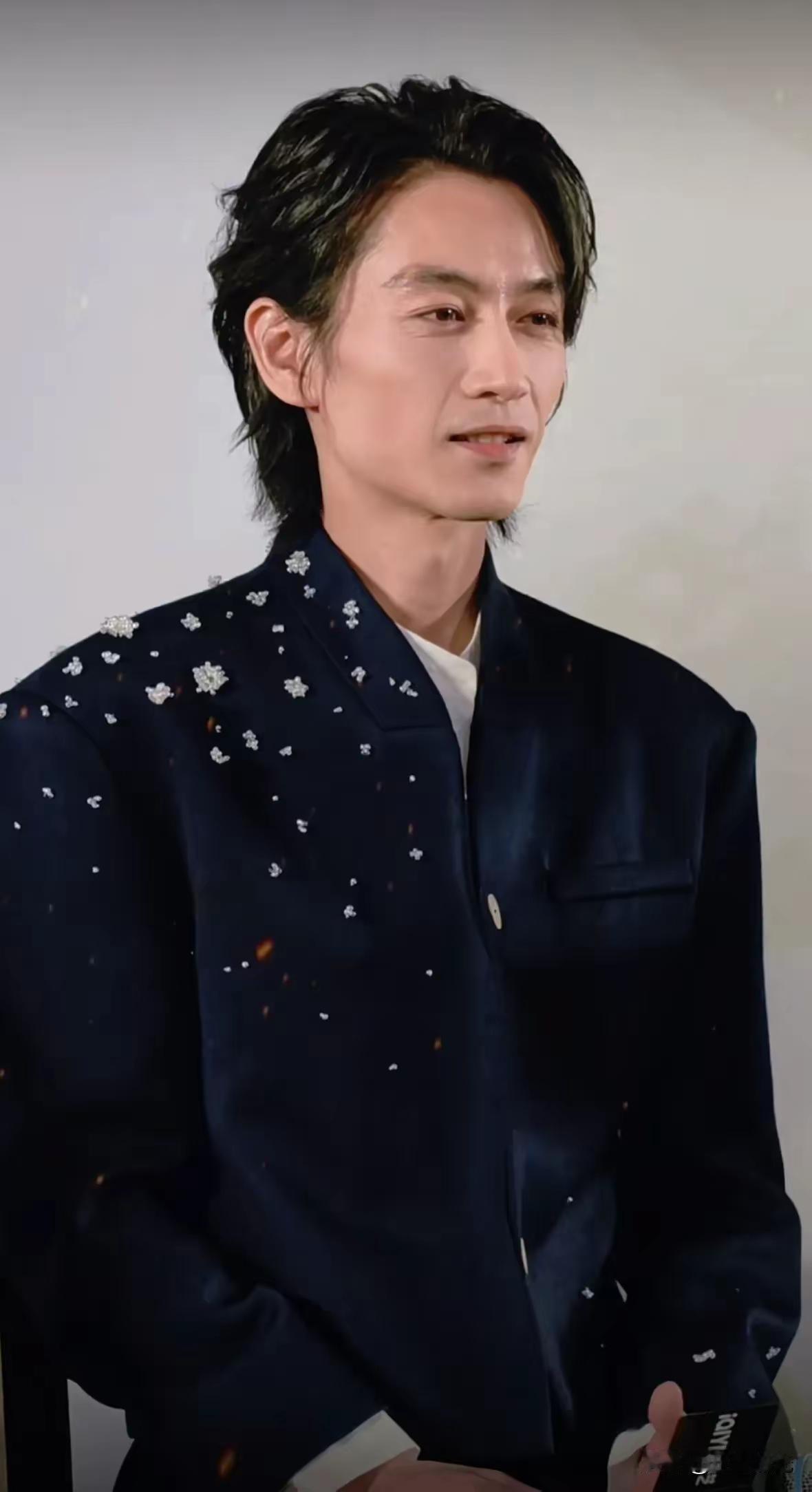 陈晓咋瘦成霍建华了！