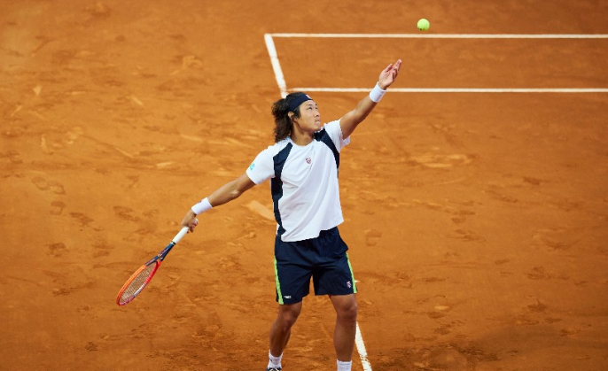 张之臻吞蛋不敌科普里瓦，无缘晋级马德里大师赛次轮