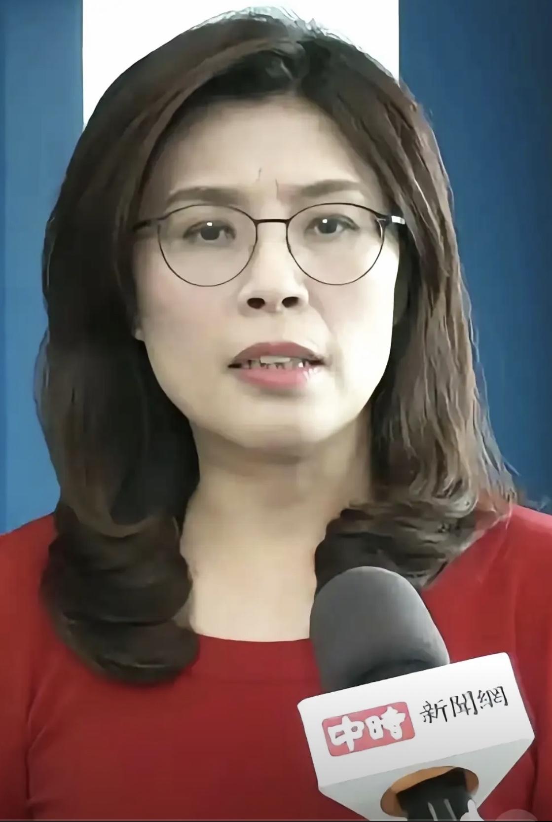 郑丽文一句“问老公要1320万参选”，直接炸开了岛内政坛的锅！这位剑桥博士候选人