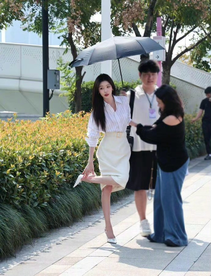 易梦玲美人余路透 这下真网红变明星了 