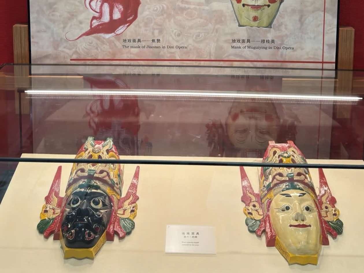 秦岭笑谈曲阜师范大学暑期社会实践 【观傩戏古韵，承大河薪火】8月2日，“大河寻根