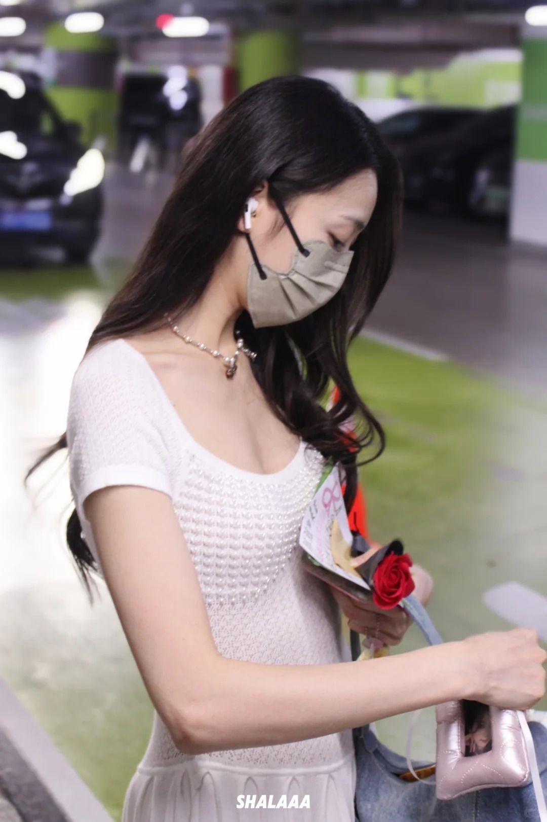 王濛追星从浪姐追到超越班无限超越班 王濛这追更速度比我追剧还认真！从浪姐当送考人