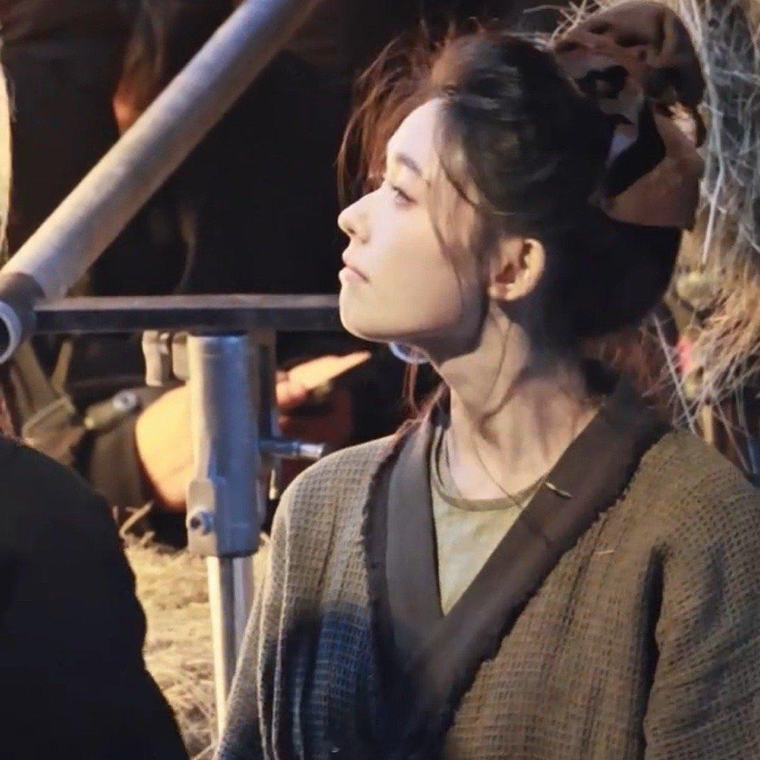 张凌赫林允对视眼神戏哇塞了啊，张凌赫、林允这对也太能演了吧，电视剧《归鸾》的新路