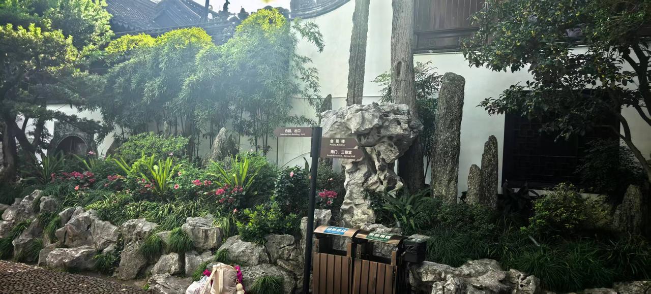 脚踏晨昏走四方