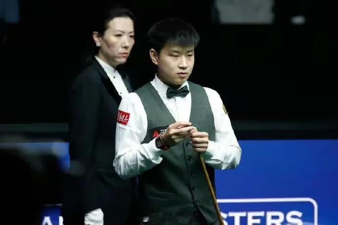 状态太差，连输5局，直接被淘汰！

上海大师赛半决赛，上半场赵心童6：5领先，本