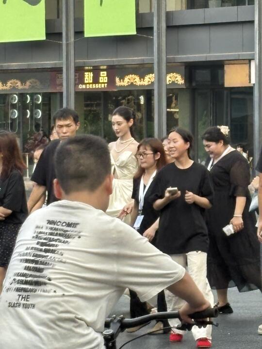 这个女明星是谁呀 气质绝了