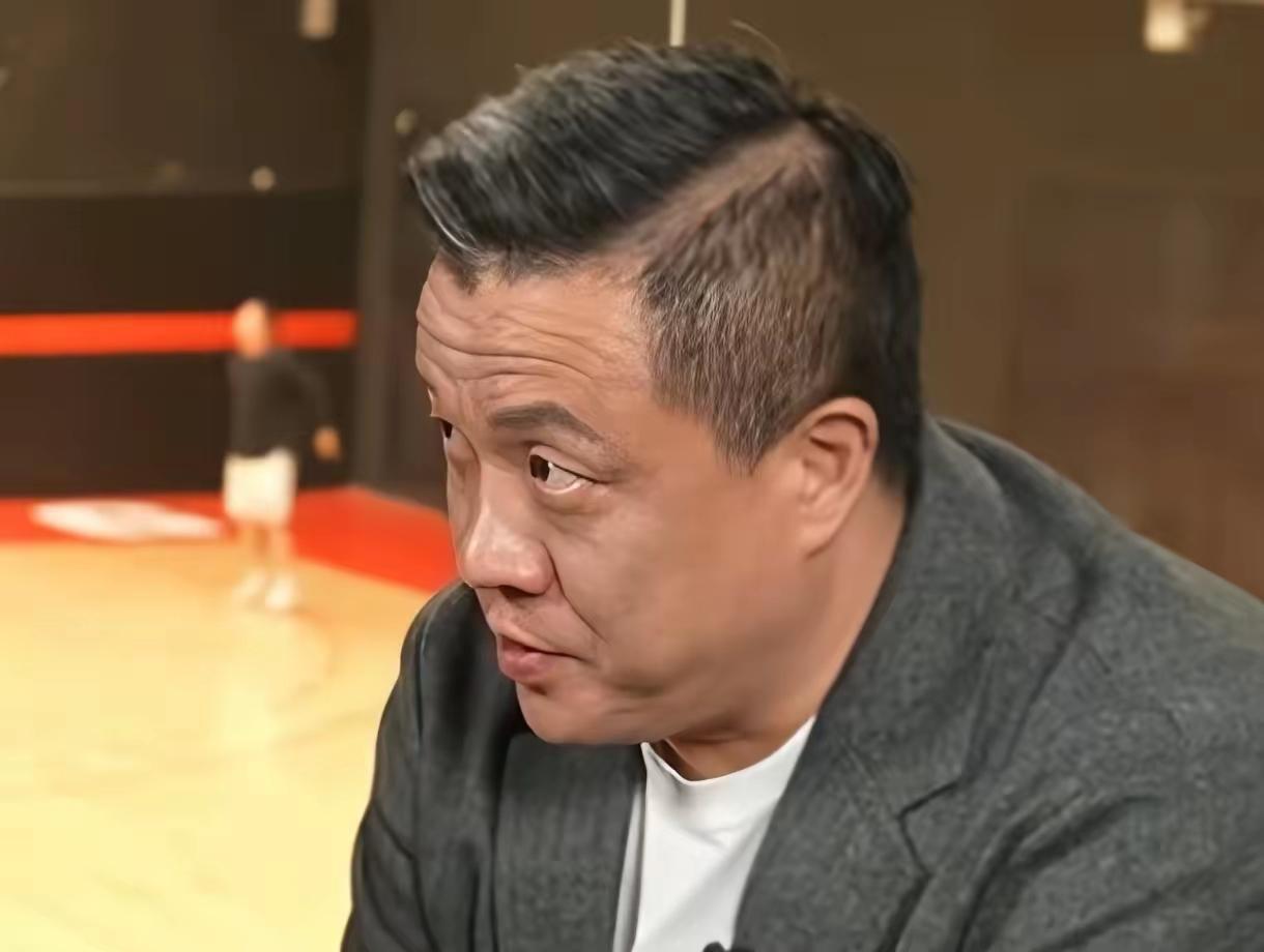 一针见血！杨健指出中国女篮一顽疾:

​​“33分惨败给美国女篮，不是不能接受输