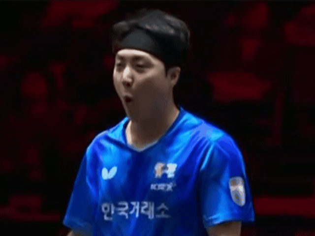 2026WTT新加坡大满贯林钟勋自己的局点11:10再次被罚分，提出鹰眼挑战👀