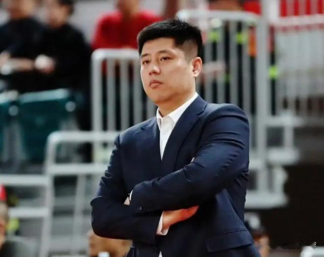 昨晚山西15分大逆转天津取得3连胜，潘江赛后点出制胜关键
赛后主帅潘江接受采访时