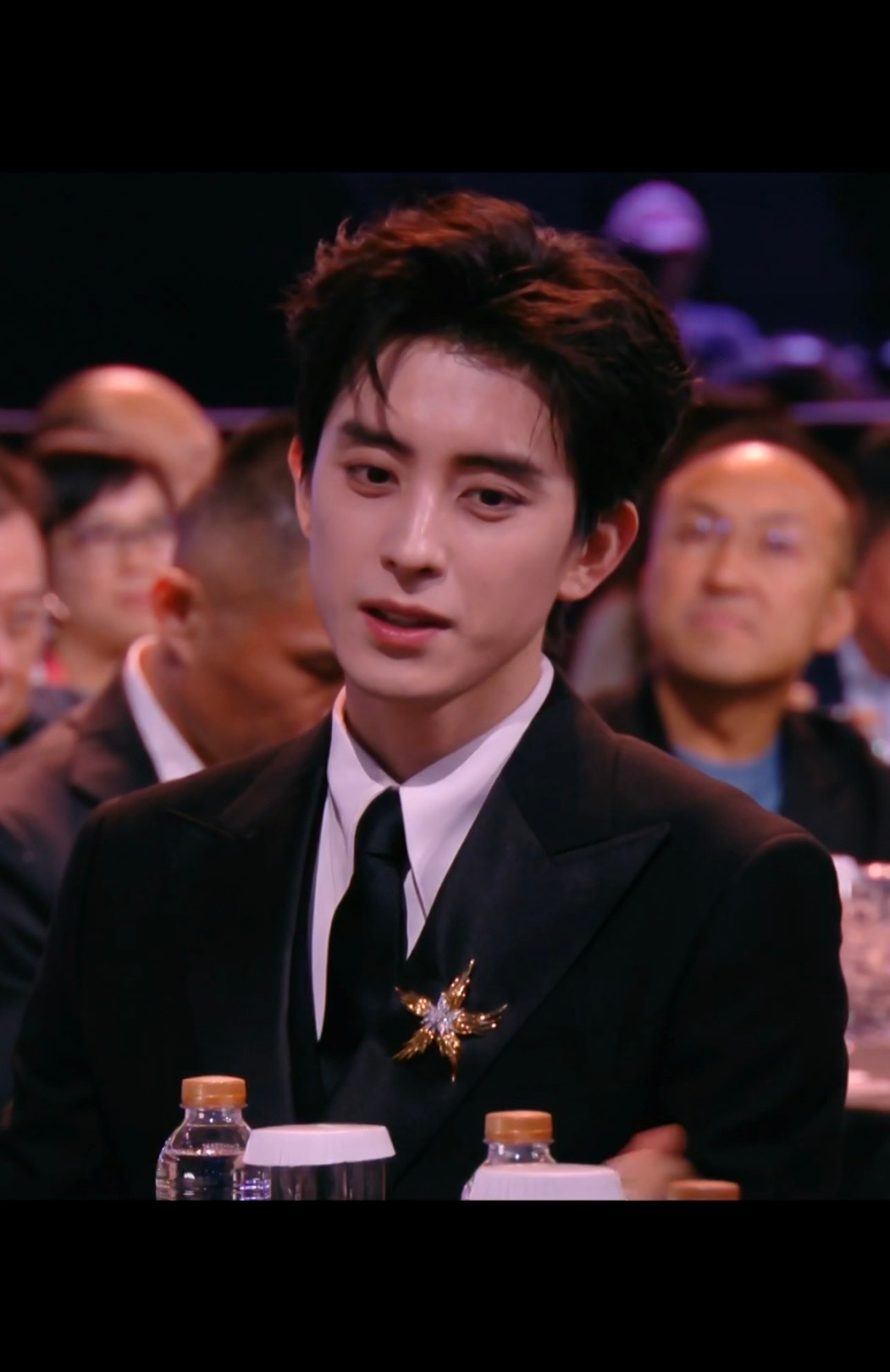 敖瑞鹏直播截图 