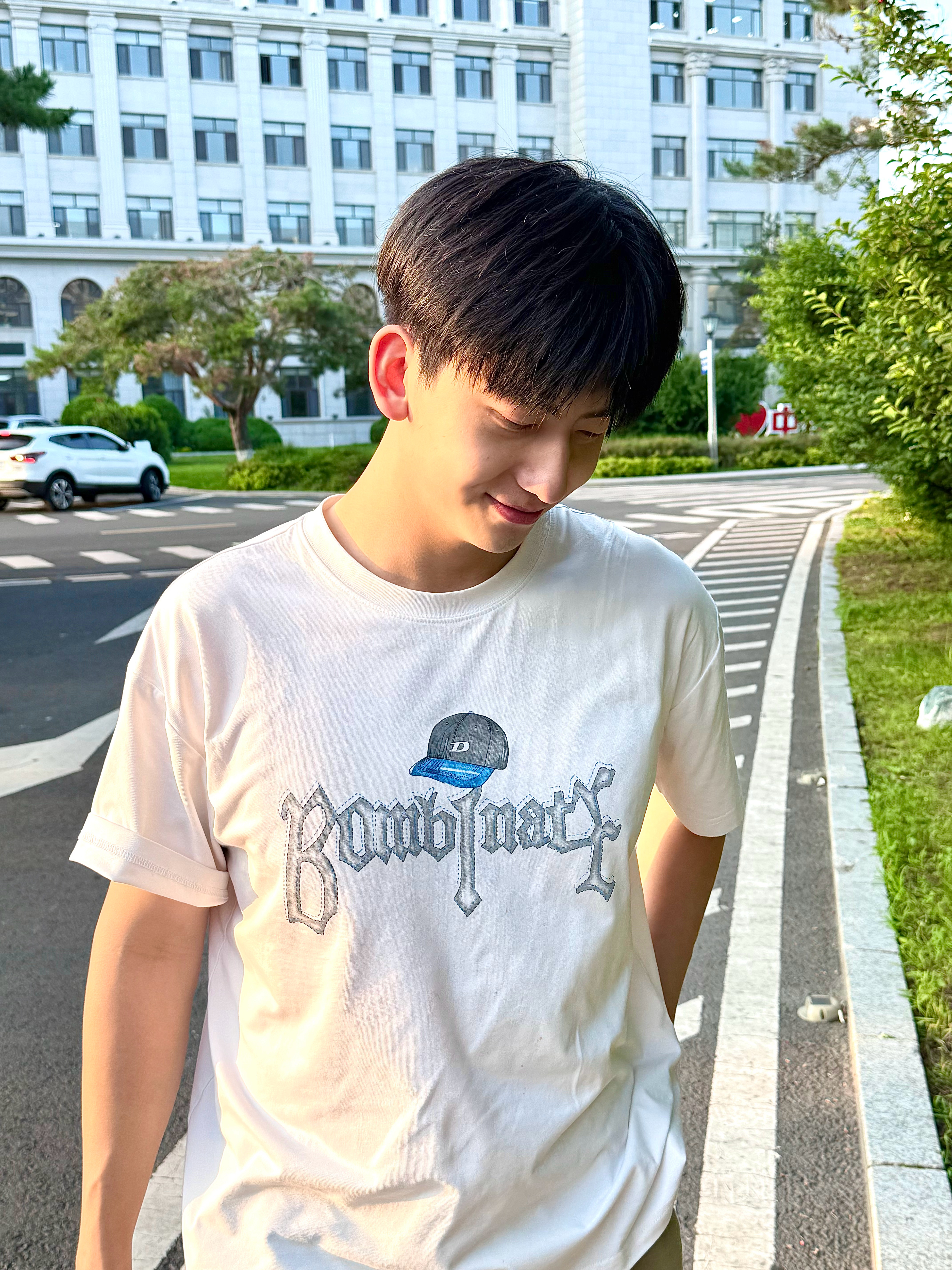 我本来喜欢晴天但遇见你的那天下雨了从那以后雨天对我而言也成了可爱的存在☔️幸福日