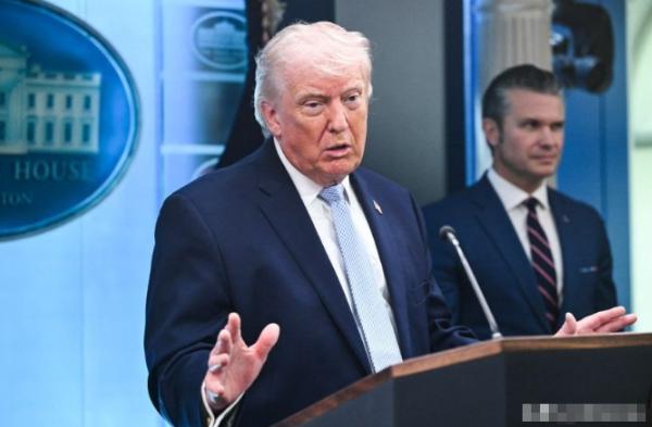 特朗普又出来说大话了。

他直接公开说，已经派副总统JD万斯带着代表团，去巴基斯