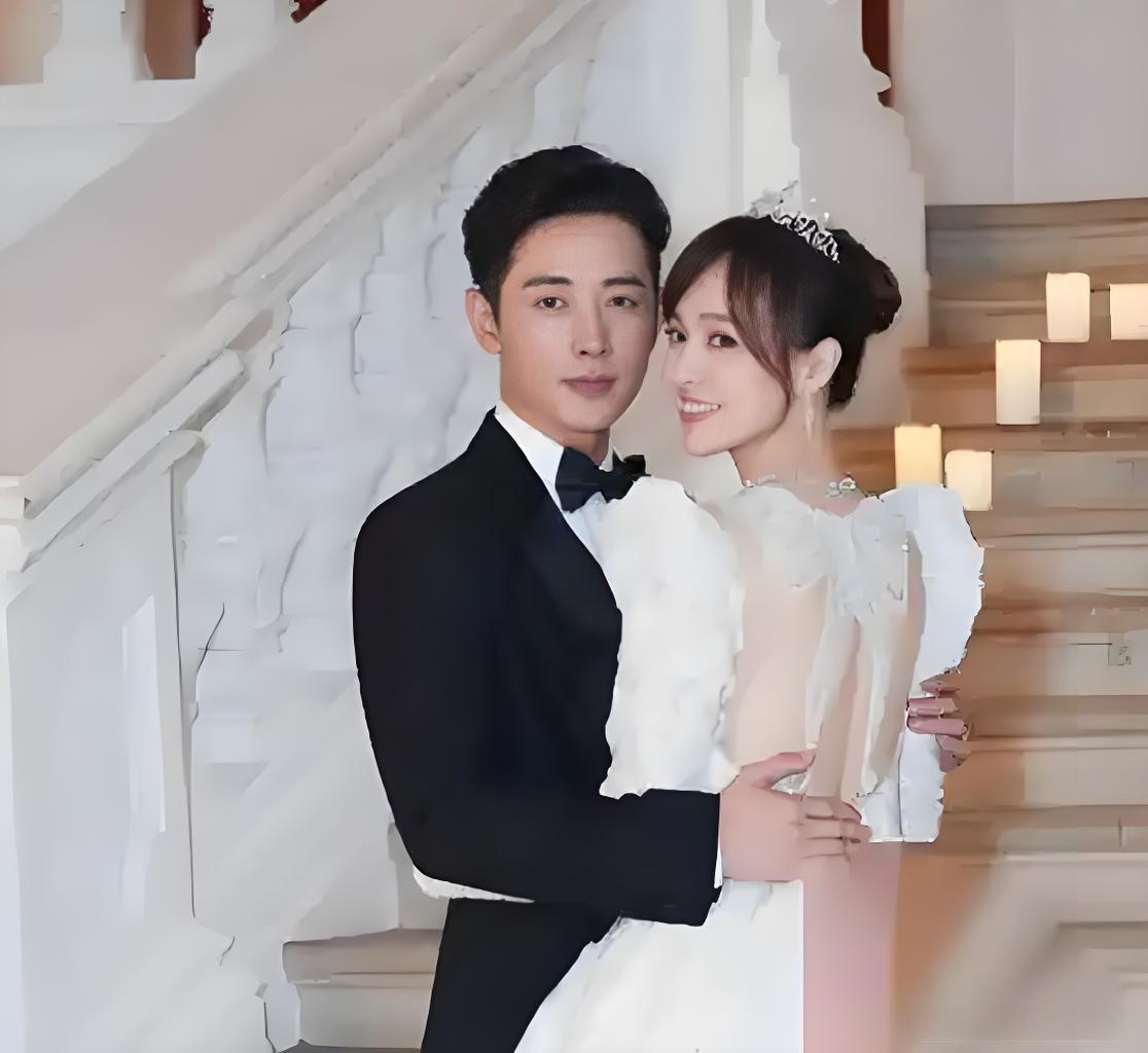 唐嫣罗晋，婚姻关系竟成谜

粉丝不满，一档综艺引争议，唐嫣婚后状态被讨论，娇妻论