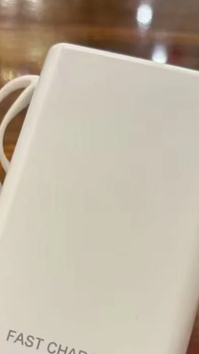 双十一本着能薅就薅的原则，我是真没少买先说电器类的1.买了个充电宝，酷态科10号