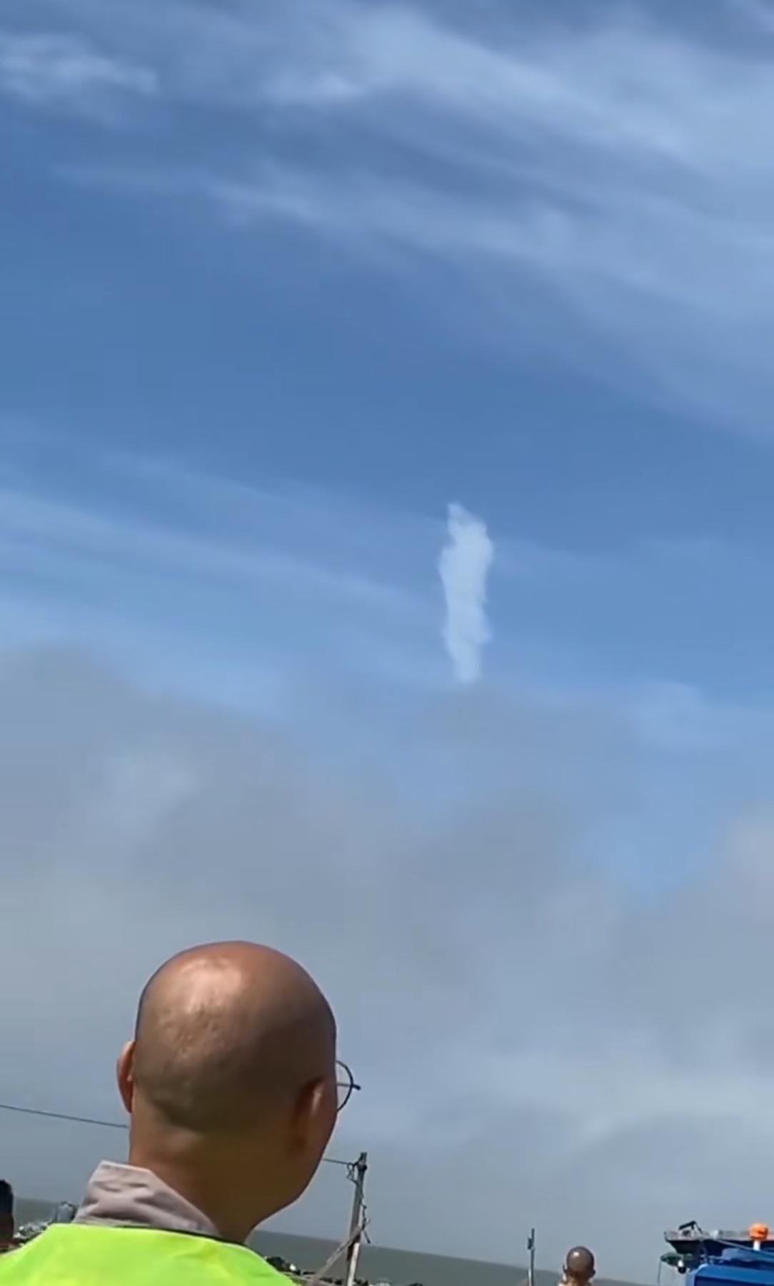 南无观世音菩萨，救苦救难大慈大悲观世音菩萨！