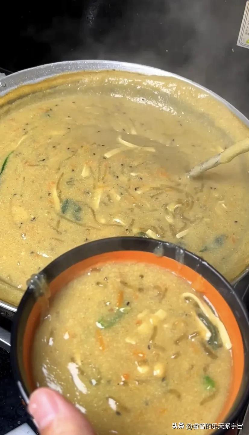 前几天心血来潮，在董宇辉直播间买了一箱五香豆沫。收到后迫不及待的做了，没想到还挺