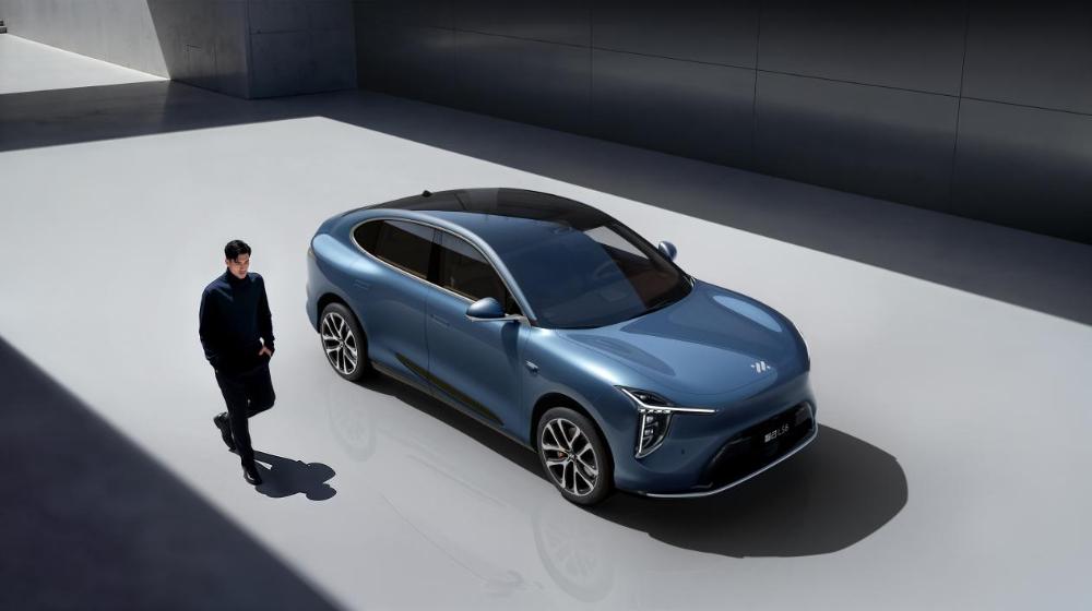 如今的汽车也同样如此，智能汽车相较于此前的传统汽车来说，确实在体验上带来了翻天覆