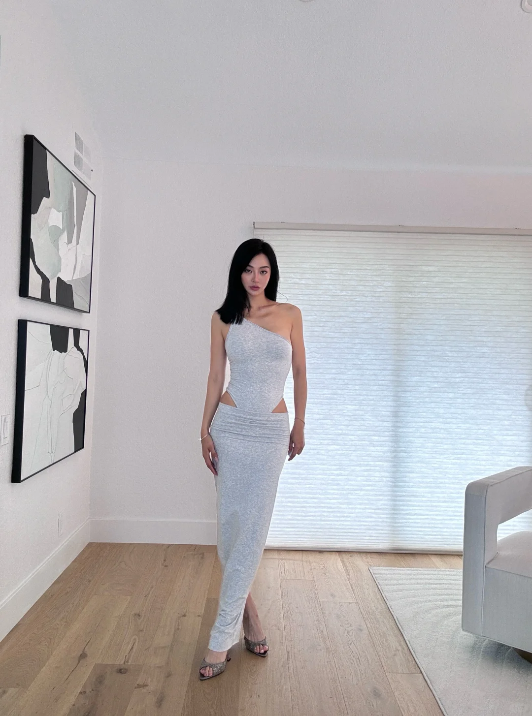 skims｜今年很流行浅灰色