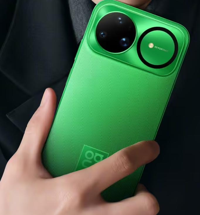 华为nova 15 Ultra这个颜值绝了吧？辨识度极高！

就在刚刚，华为正式