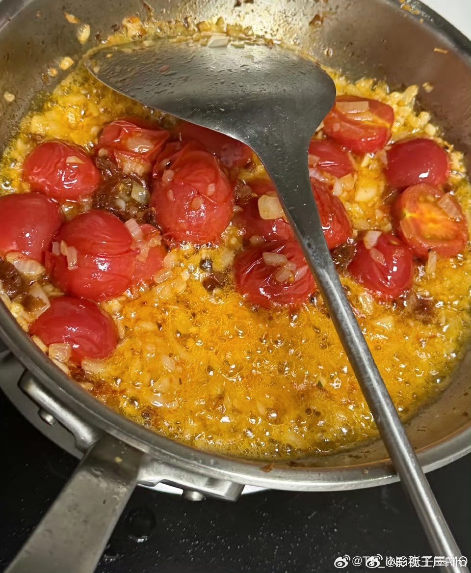 张子墨做饭plog 什么时候给我做饭吃 