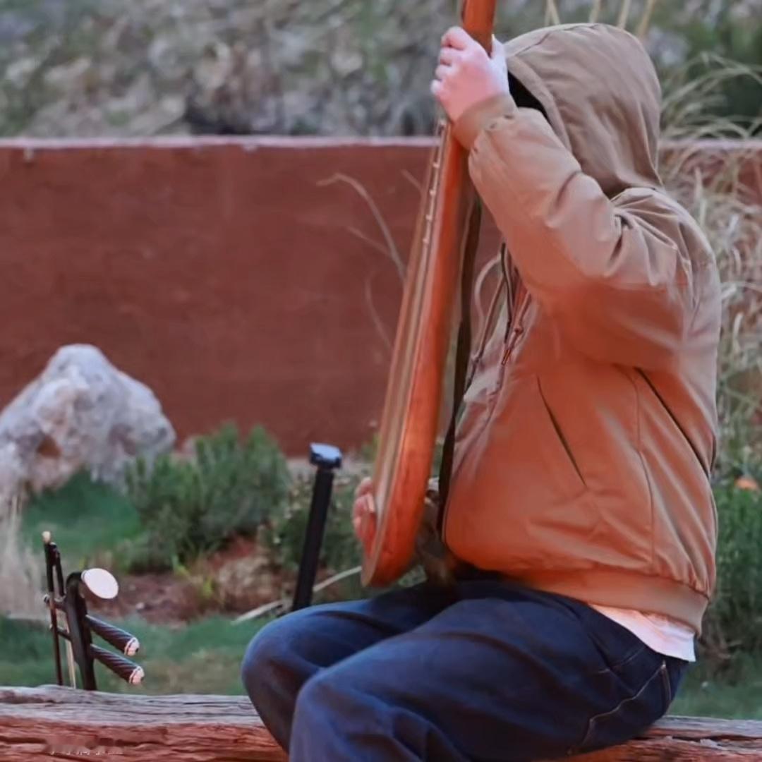 像小孩子一样朱一龙