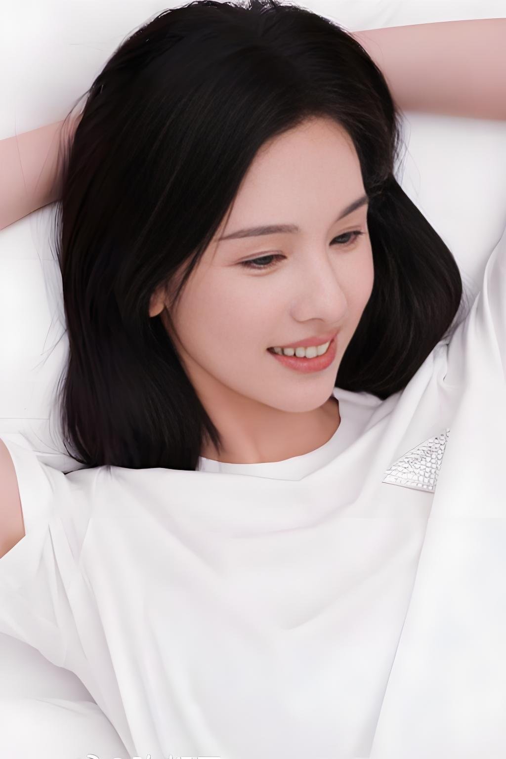 陈都灵今天也没变成玩偶呢陈都灵陈都灵陈都灵