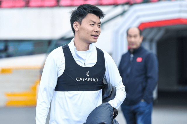 博主：云南玉昆球员罗竞将正式加盟大连英博