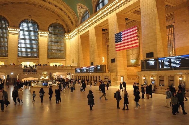 美国纽约中央车站发生暴力事件 美国纽约中央车站又出事了！当地时间4月11日，中央