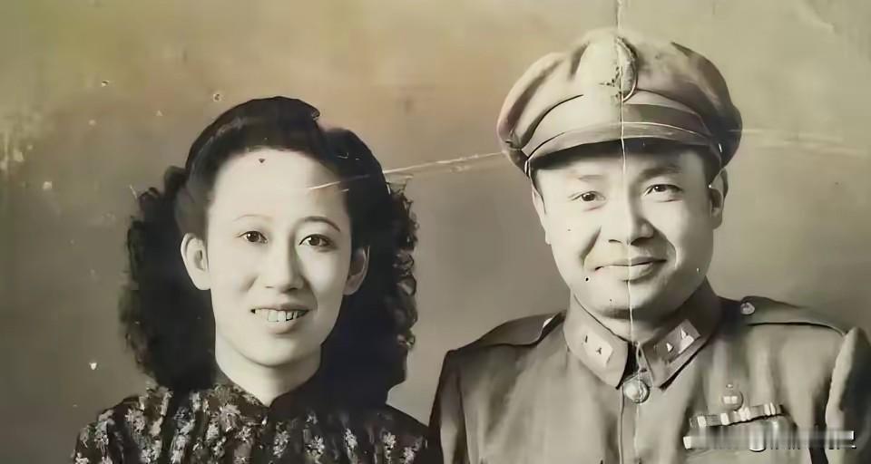 特赦第一人吴绍周：从战犯到援朝功臣，为何放弃功名隐入尘烟？
 
1952年10月