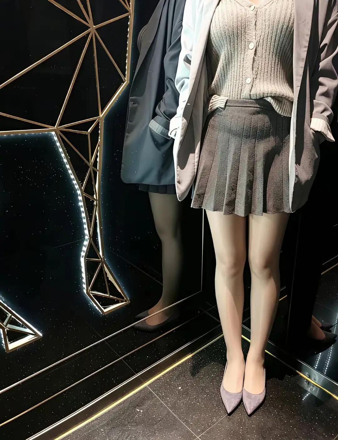 在单位没背景不要怕，吃透这12条职场法则就够了
 
没有人脉、没有背景，普通人想