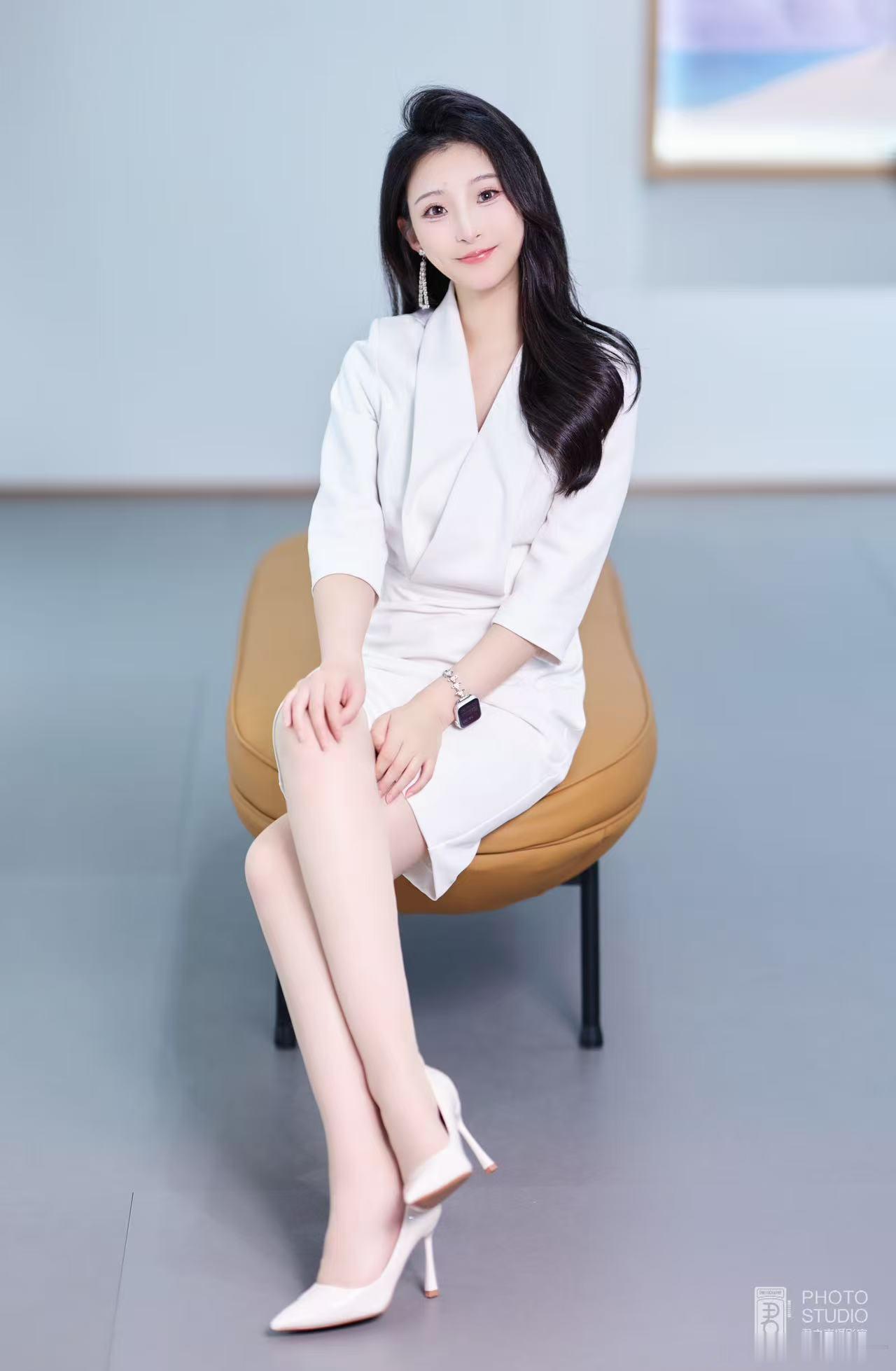 好看的小姐姐摄影师作品抄送      ​​​​​​​​​