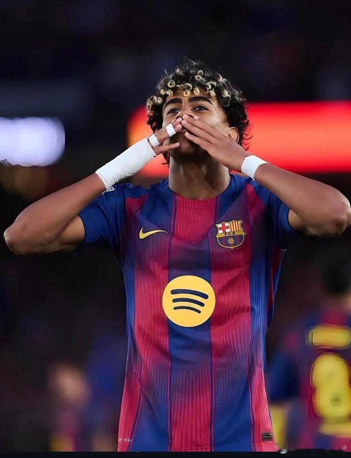 【弗里克：世界杯上会见到更强的亚马尔】巴萨主帅弗里克周五表示，他相信因伤赛季报销