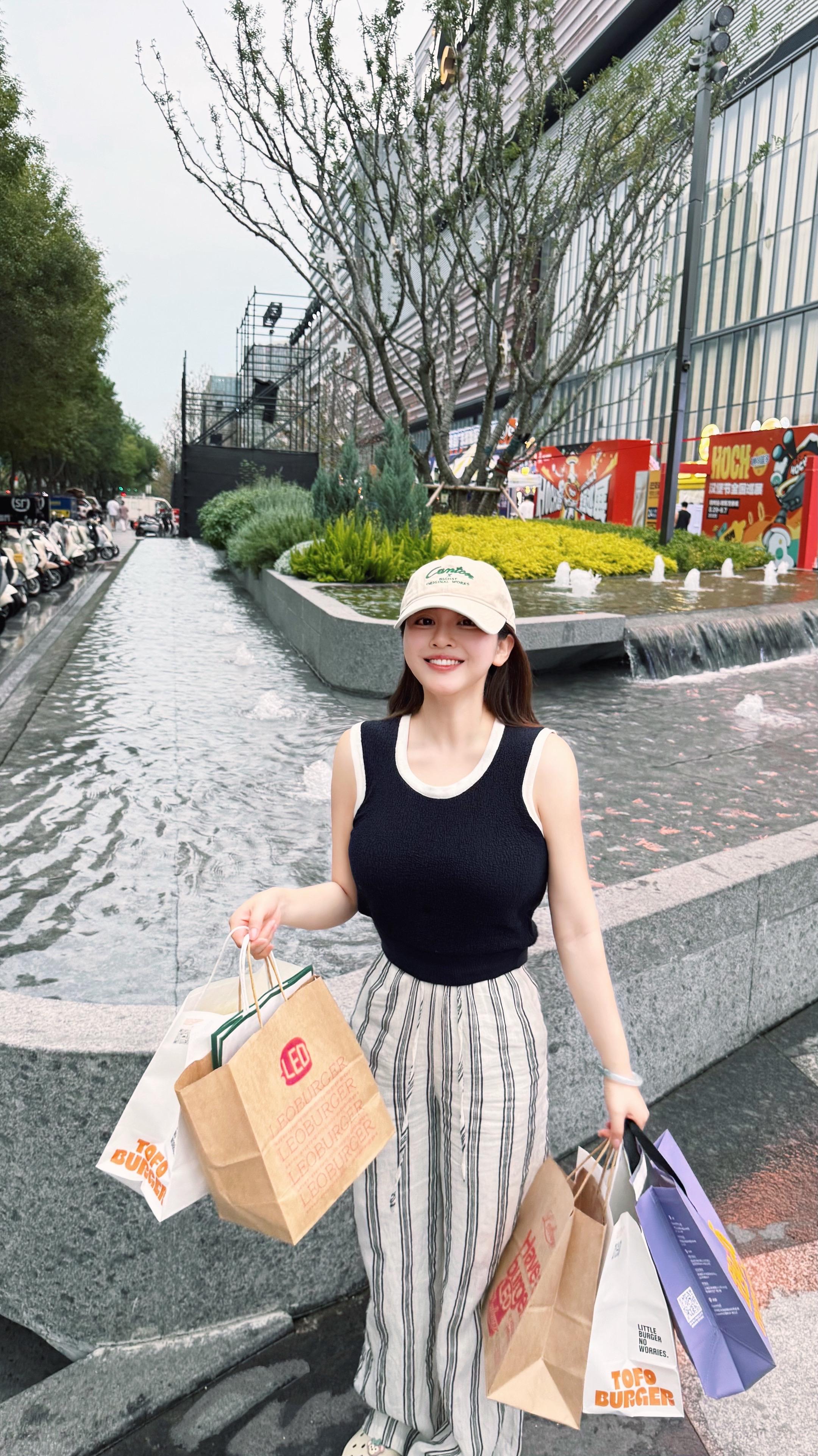 再看 再看就把你吃掉