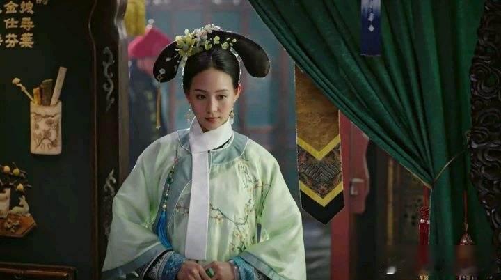 历史 清朝有一铁律，妃嫔年过五十，牌子便会撤掉，从此再无侍寝机会。相传某年除夕，