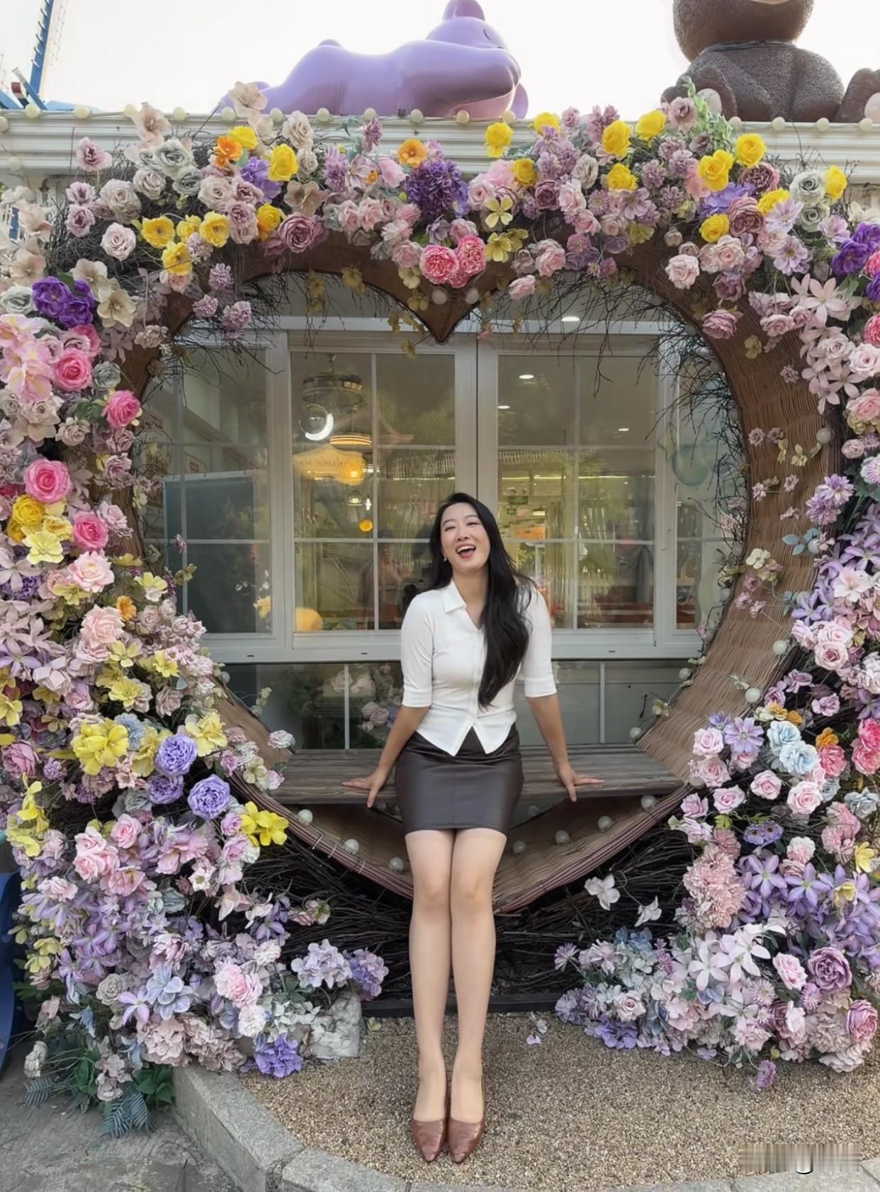 什么叫做有魅力的女人？有良好的社交能力，能处理好人际关系。