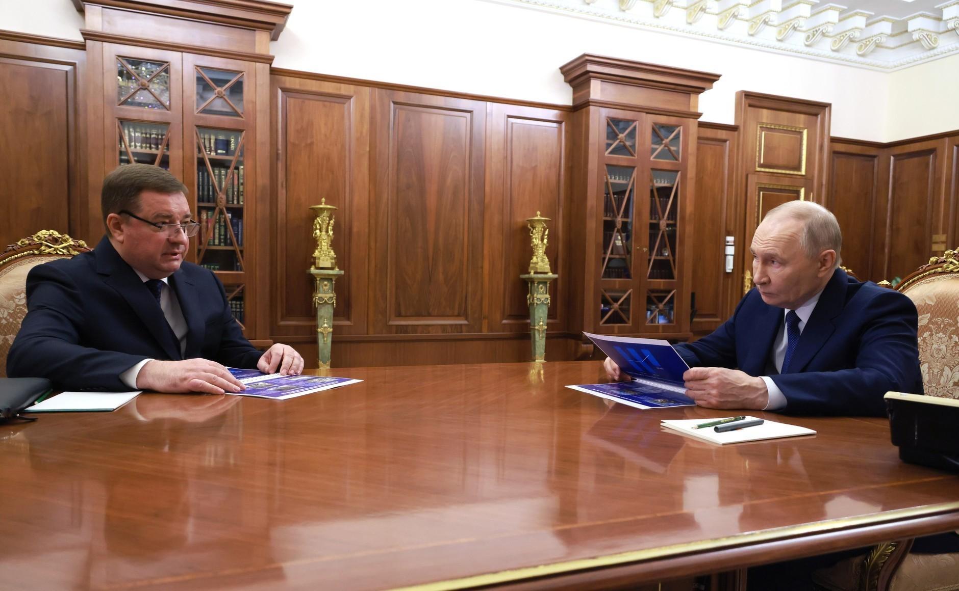 瓦洛佳小朋友  与俄罗斯联邦国有资产管理局局长瓦季姆·雅科文科会晤弗拉基米尔·普