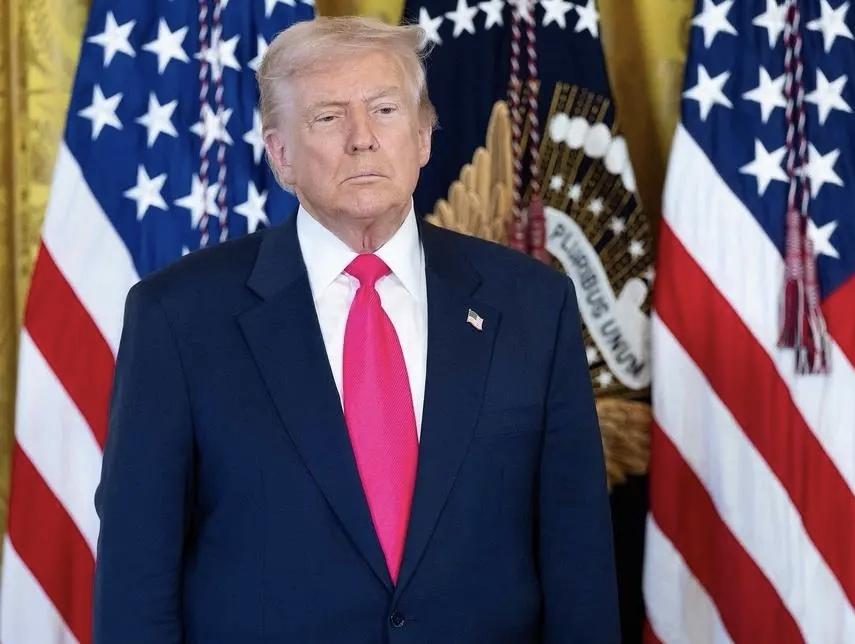 突发！特朗普又搞大动作，全球油价可能要涨？

刚刚，特朗普突然宣布美国进入“国家