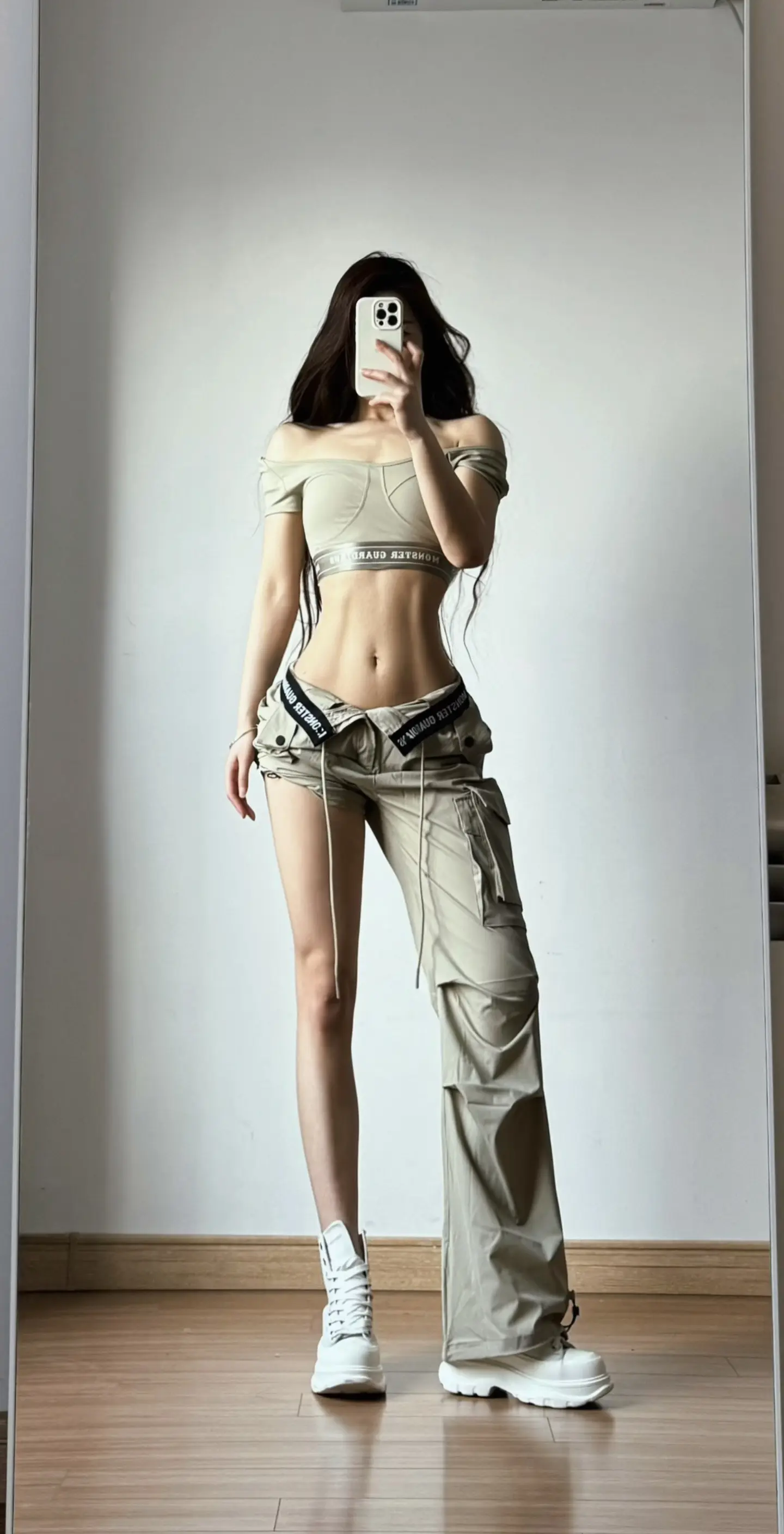 打败你的从来不是非议和嘲讽
而是你对自己的否定
