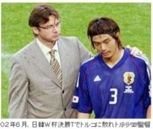 还记得这位日本球员的名字么？2011年在训练时因心梗暴毙。他在横滨水手是中泽右二