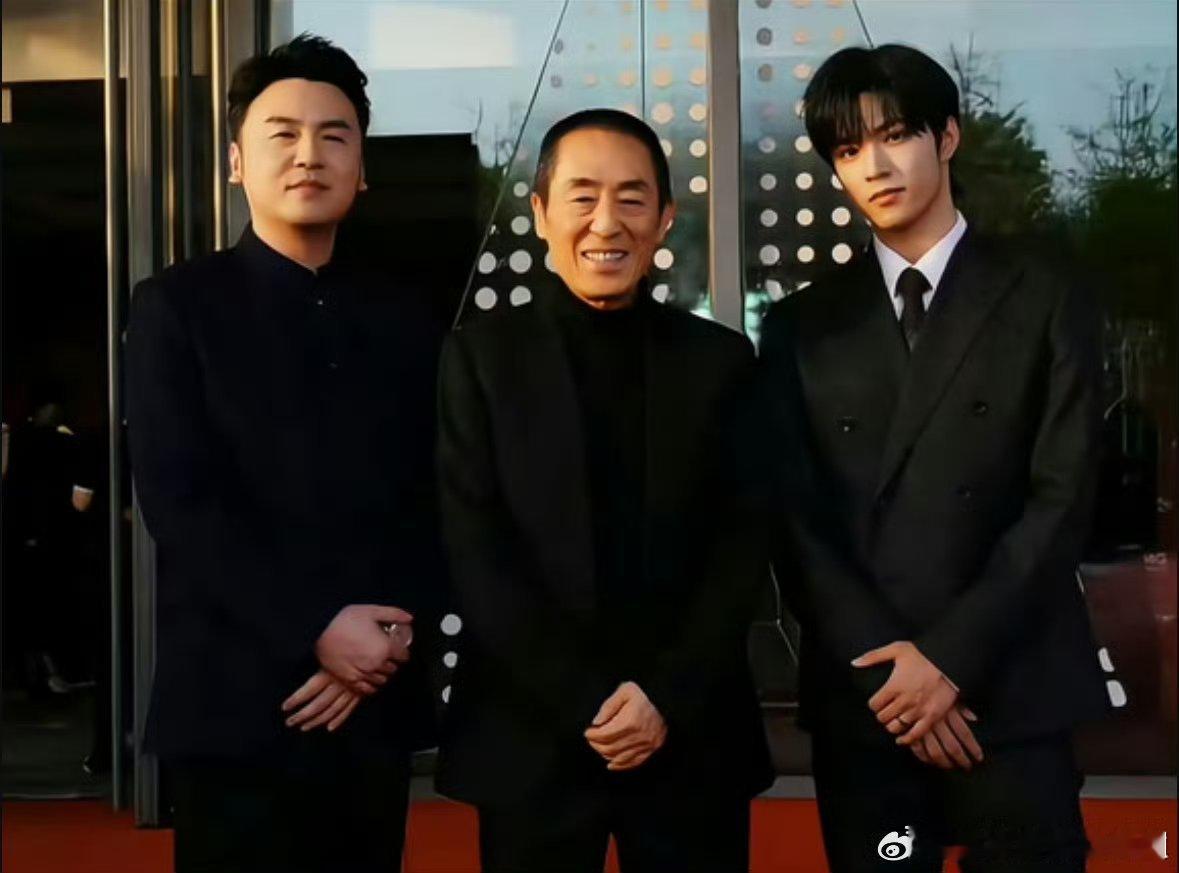 刘耀文说雷佳音束手就擒吧刘耀文在线喊话雷佳音，束手就擒别想跑！从父子变对手，建浩