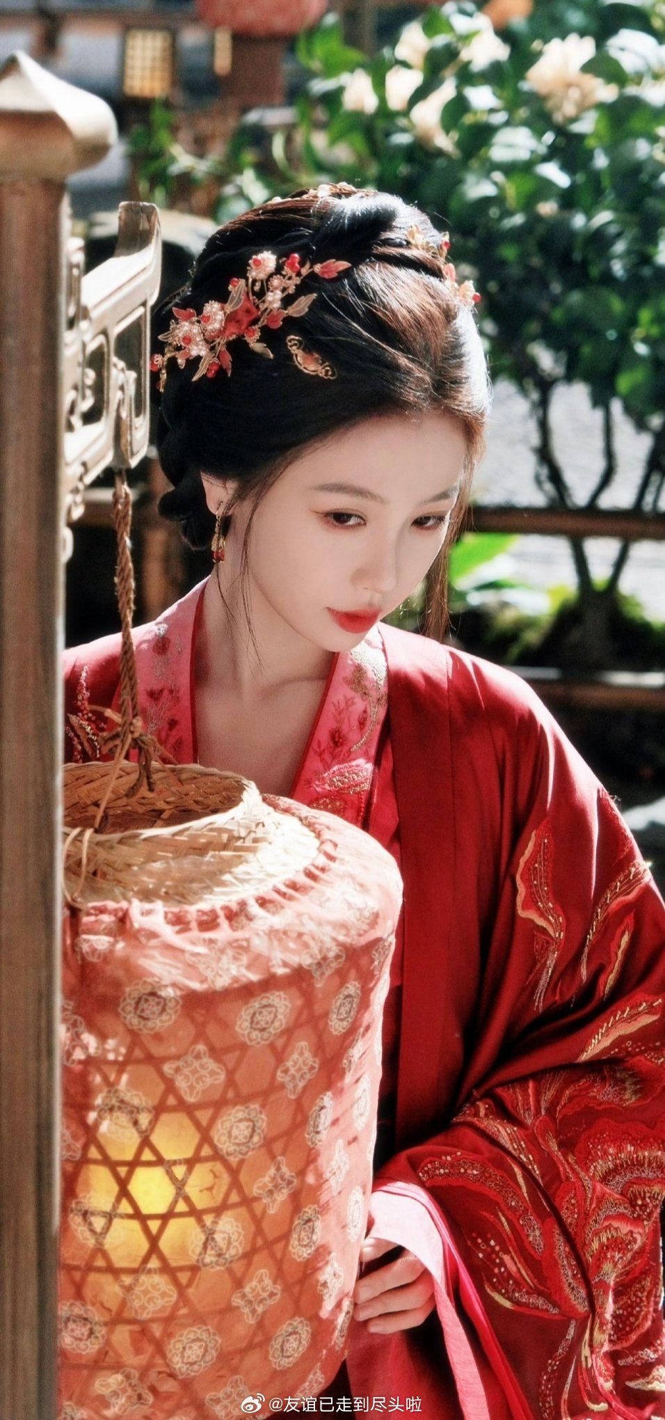 🍉：《一念江南》王安宇和赵今麦已定，王安宇平番在前。去年官宣主演，王安宇是二番