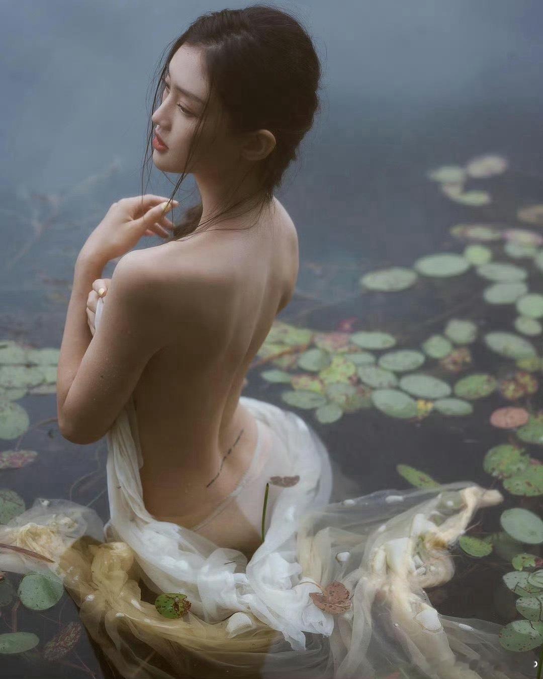 荷塘月色 ​​​