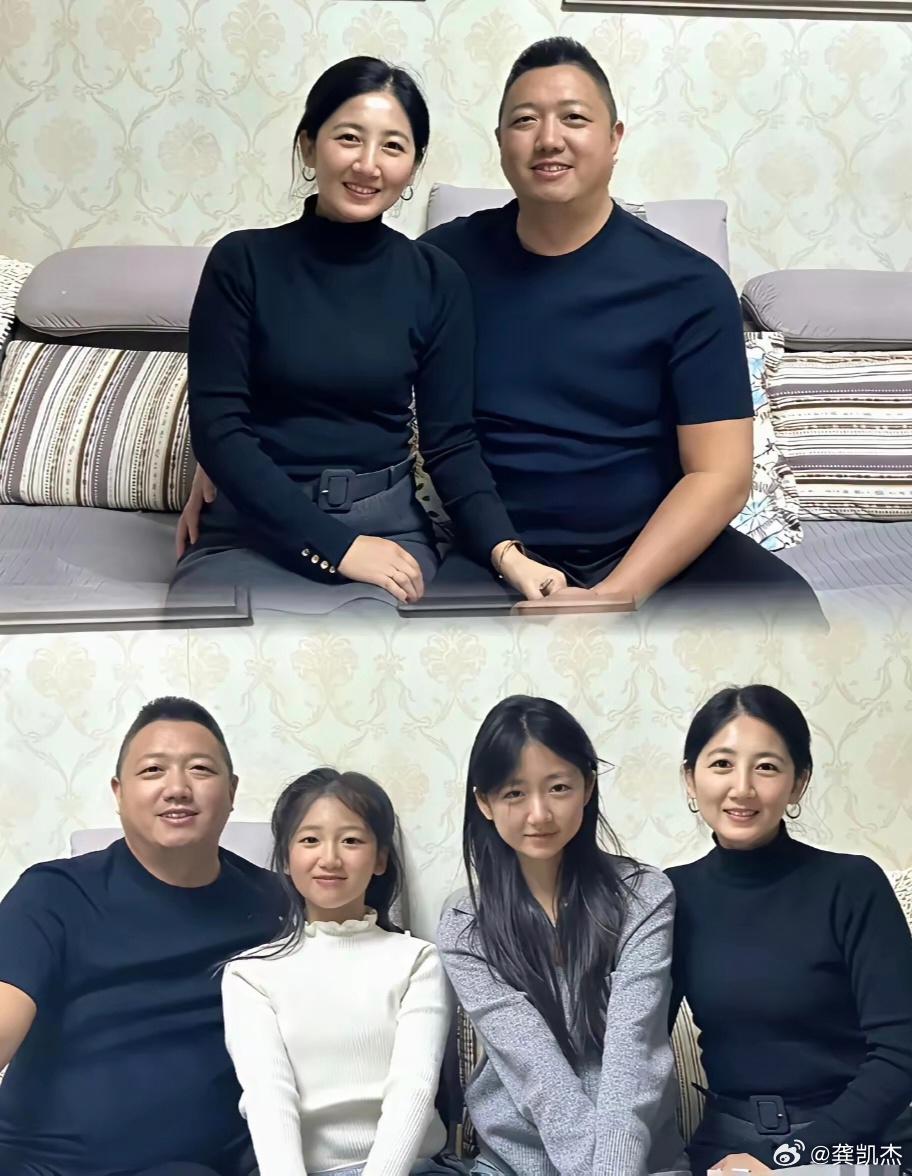 女孩长相随妈的概率很小～～