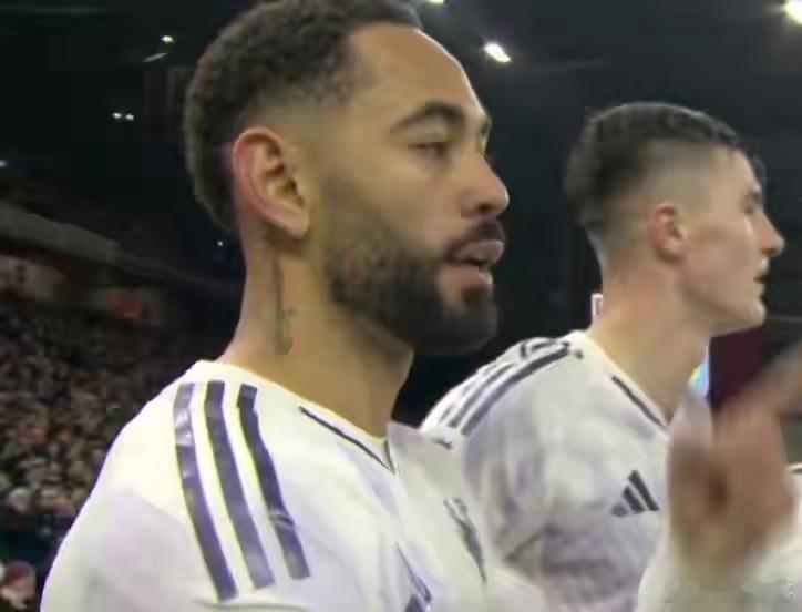 1-2脆败打回原形！曼联遇前3全败 距前四3分争四堪忧英超第17轮焦点战，曼联客