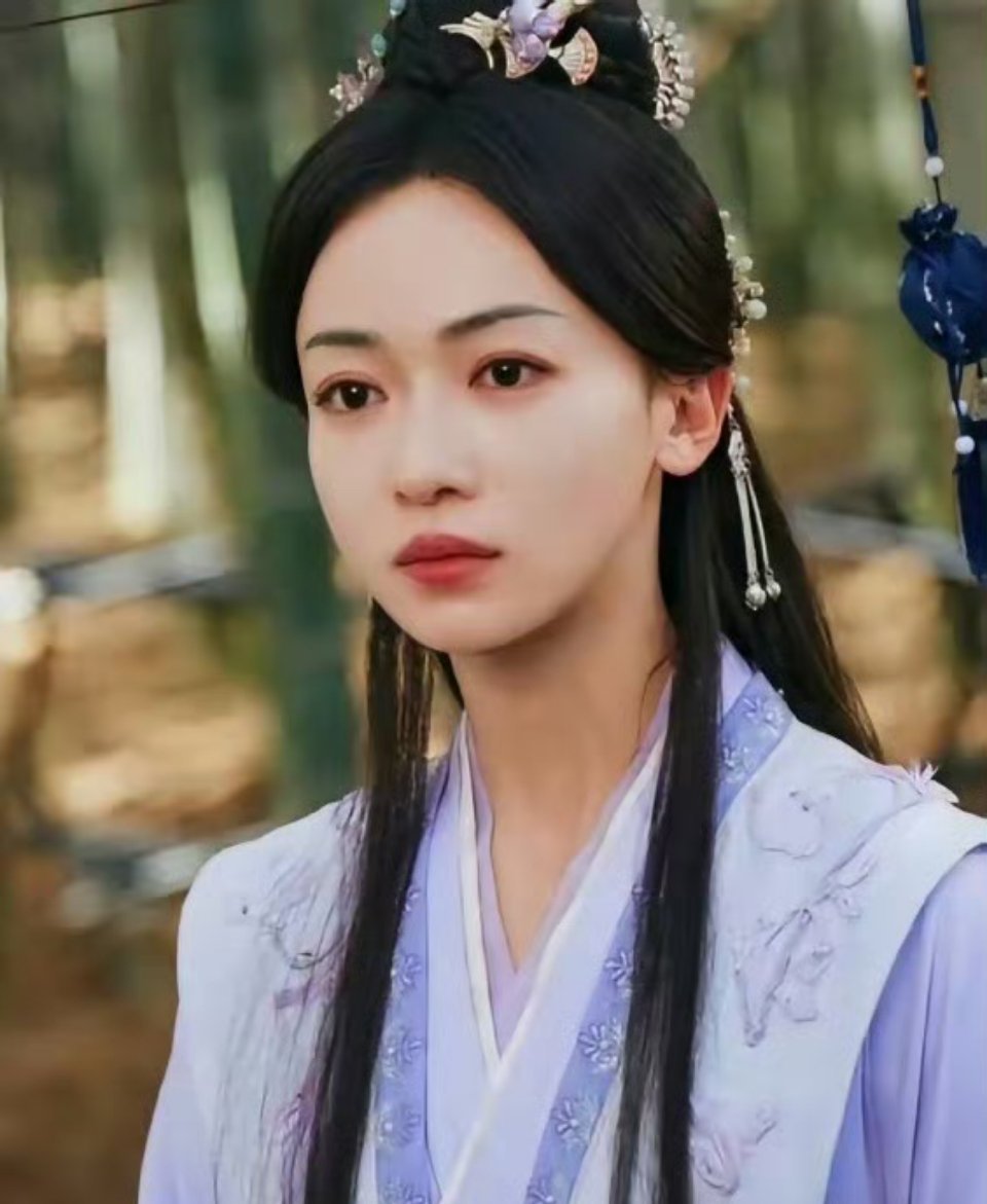 建议吴谨言和陈哲远不要合作了！​男方看不上女方的已婚身份，其实也能理解。​古偶剧