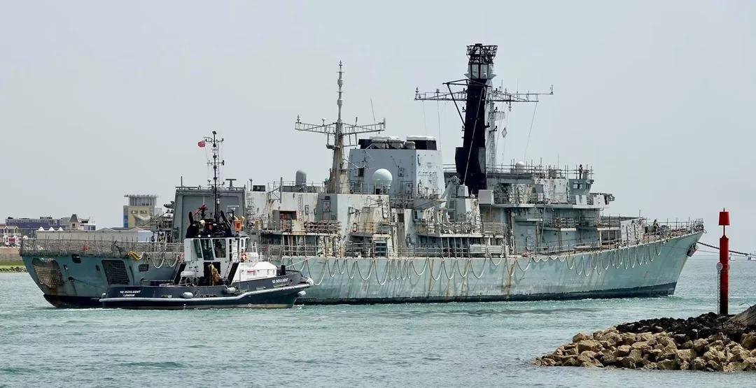 前英国皇家海军“威斯敏斯特”号护卫舰（舷号 F237）于2026年7月24日最后