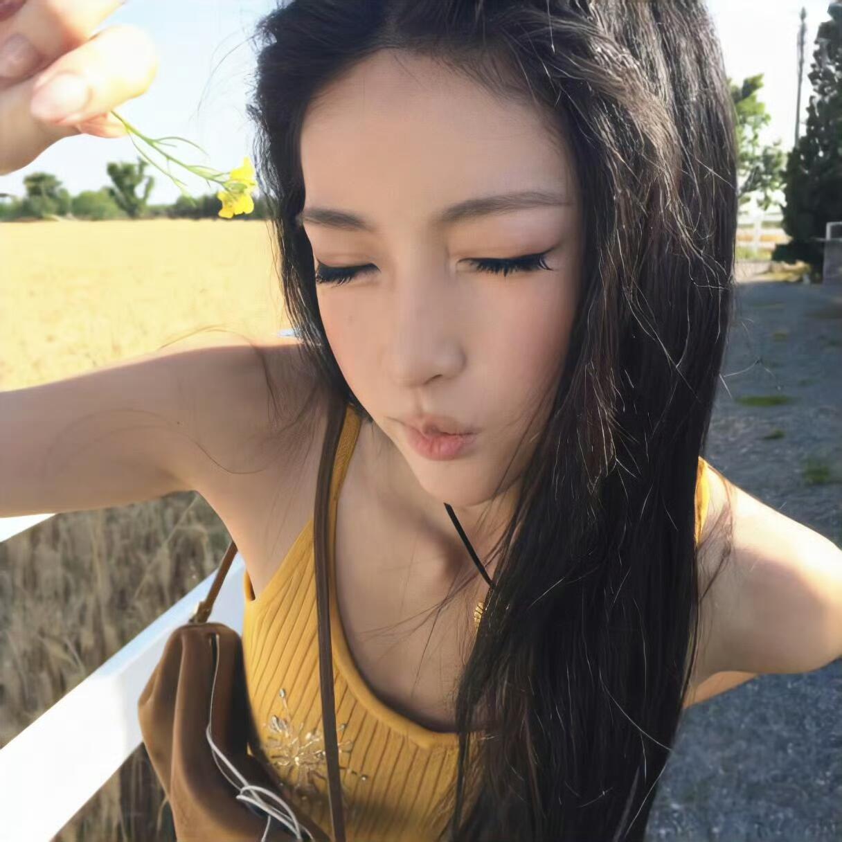 WeChat ｜氛围感女生头像 