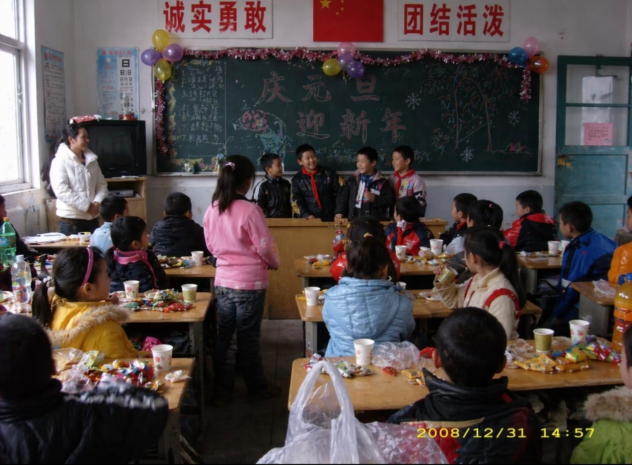 第一次对AI感到恐惧说白了 就是怕自己肖像被乱用随着AI的进化 生图生视频都会很