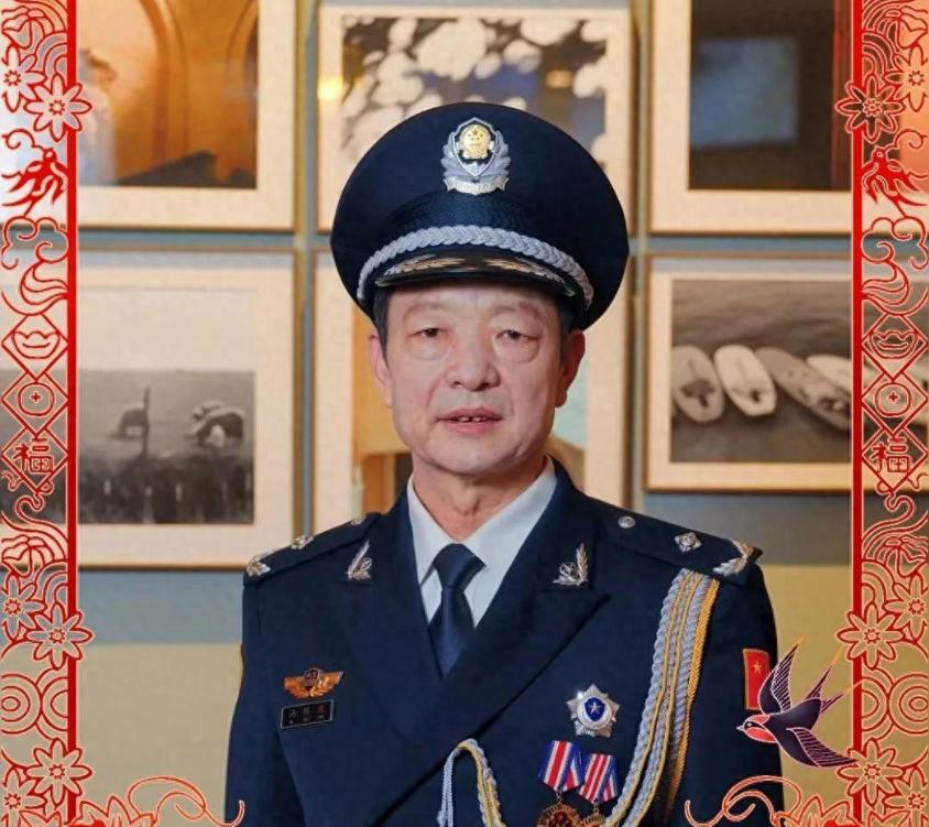 作为一名普通的民警，马怀龙在过去的15年里，始终坚守为人民服务的信念，成为了社区